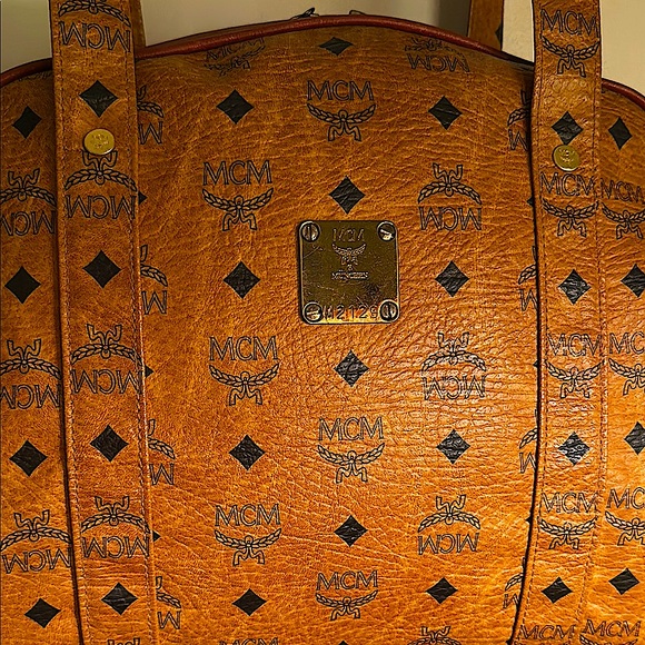 MCM Large Vintage Cognac Monogram Visetos Dome Tote👜 - Picture 6 of 16